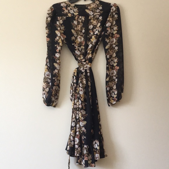 WAYF floral wrap dress - Picture 2 of 6